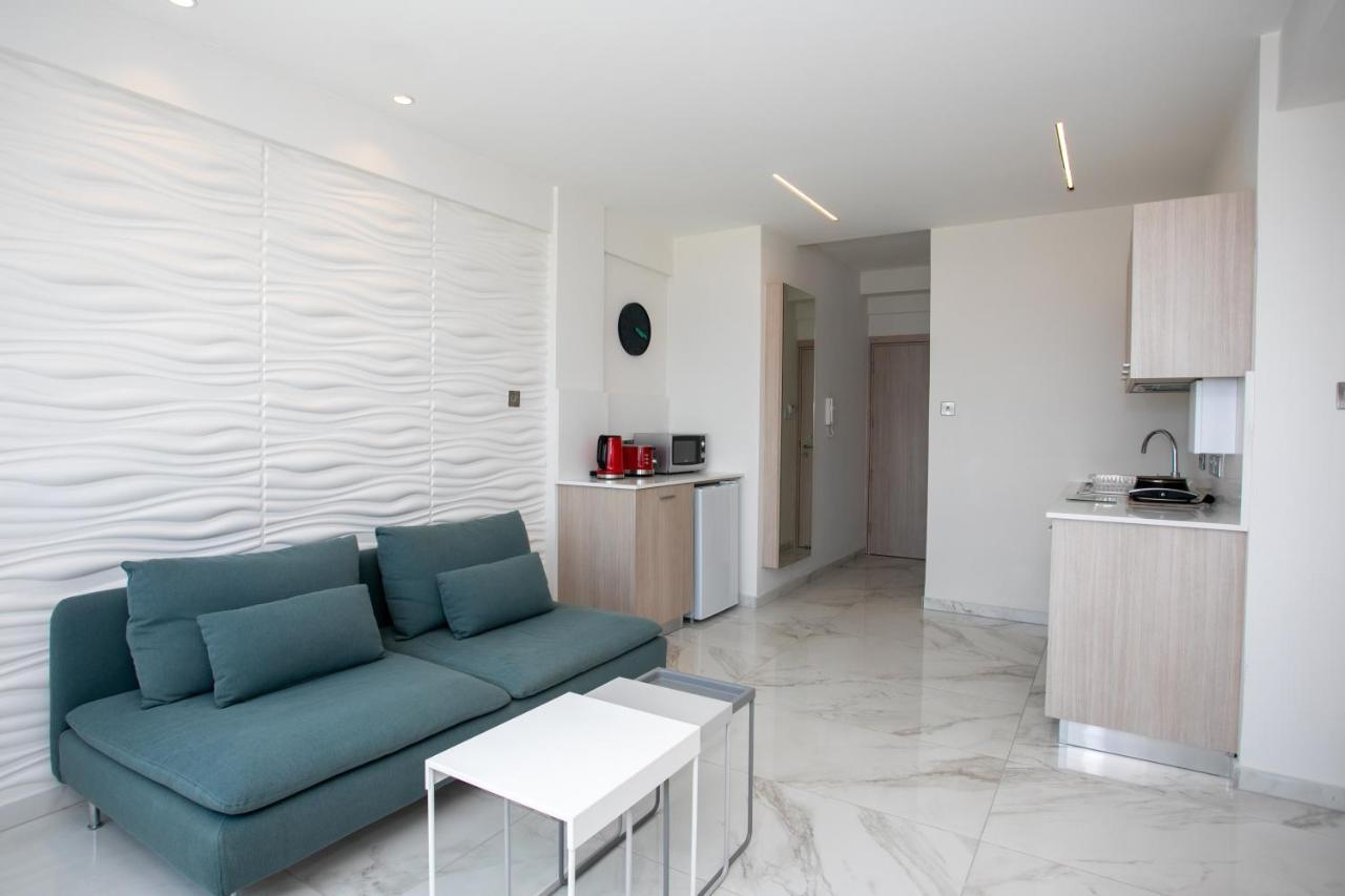 Les Palmiers Sunorama Beach Apartments ลาร์นาคา ภายนอก รูปภาพ