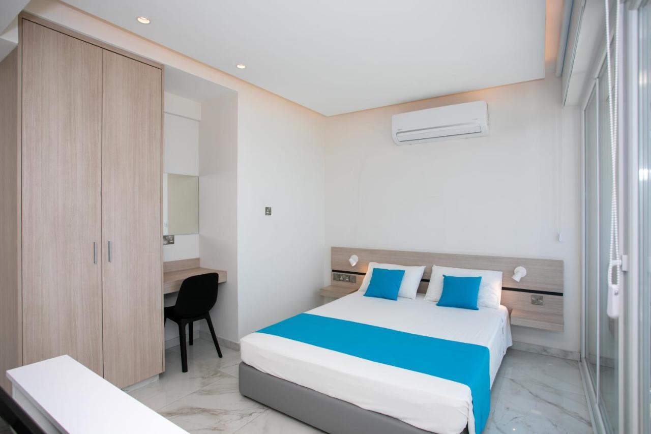 Les Palmiers Sunorama Beach Apartments ลาร์นาคา ภายนอก รูปภาพ