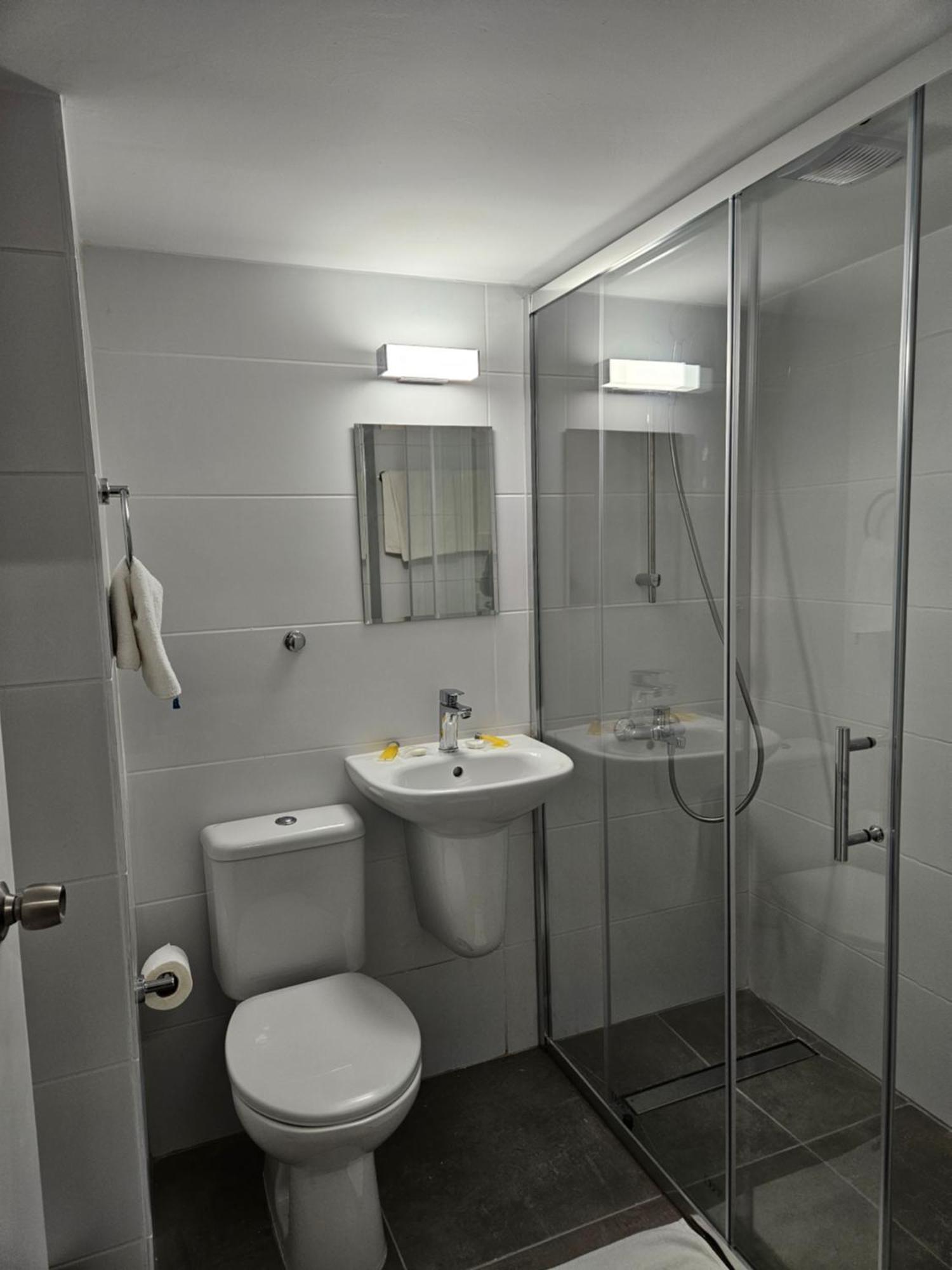 Les Palmiers Sunorama Beach Apartments ลาร์นาคา ภายนอก รูปภาพ